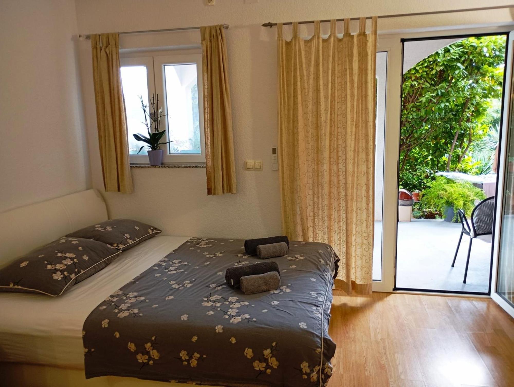 Apartmani Joja Биоград-на-Мору Экстерьер фото