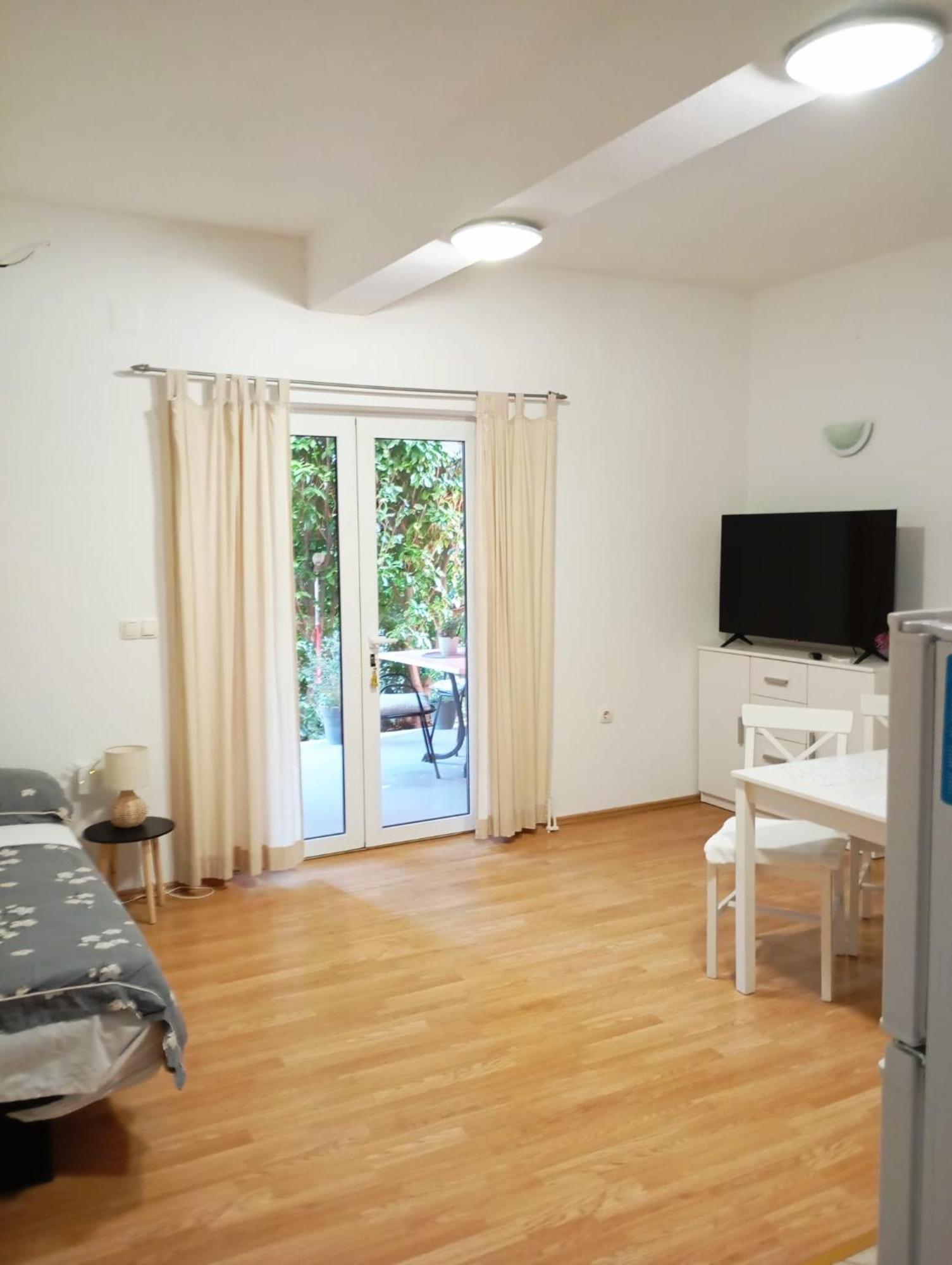 Apartmani Joja Биоград-на-Мору Экстерьер фото